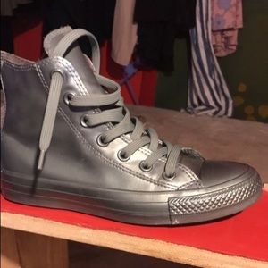 Converse size 6.5